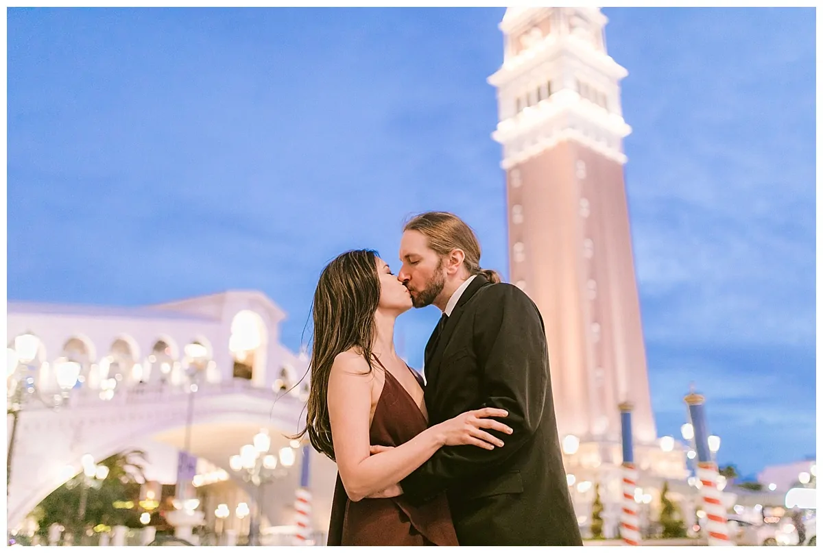 Las Vegas Engagement_1505.jpg