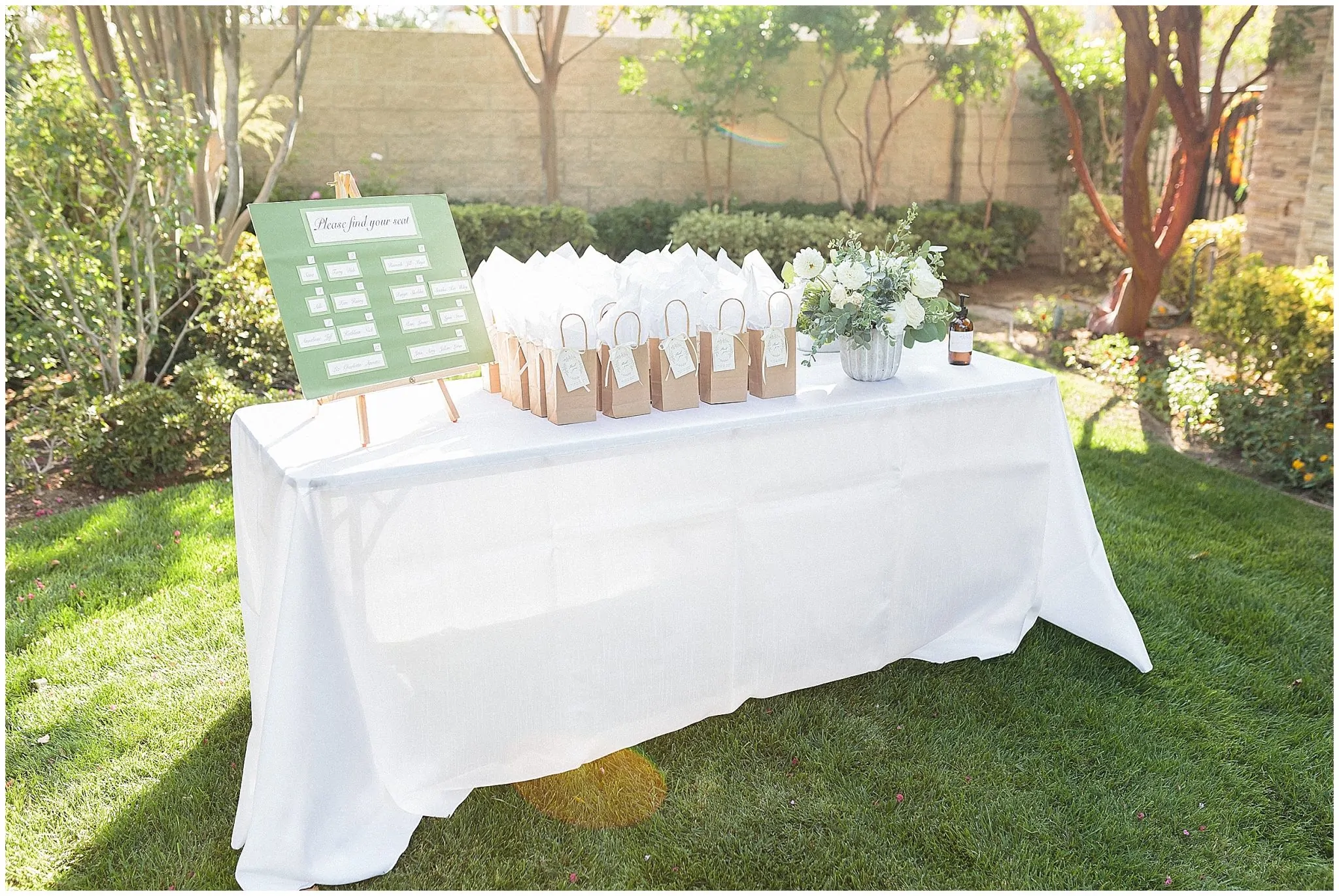 Backyard wedding_3090.jpg